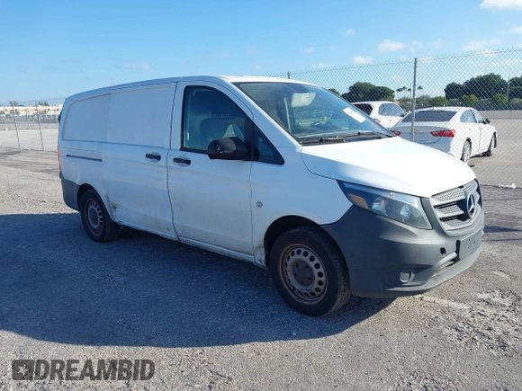 2017 Mercedes-Benz Metris Cargo z VIN WD3PG2EA3H3217098, wystawiony jako IAAI lot #41000078 z przebiegiem 114 579 mil mil oraz . Historia ofert i sprzedaży dostępna na DreamBid. Obrazek 1.