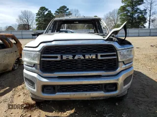 2019 Ram 3500 Tradesman with VIN 3C63RRGL3KG525048, listed as a Copart auction lot 47059175 with 0 mi miles and Non Repairable. Bid and sale history available at carsss.com. Image 5.