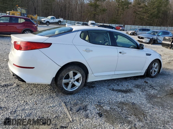 2015 Kia Optima LX with VIN KNAGM4A74F5631557, listed as a Copart auction lot 88344285 with 123,259 mi miles and Salvage Title. Bid and sale history available at carsss.com. Image 3.