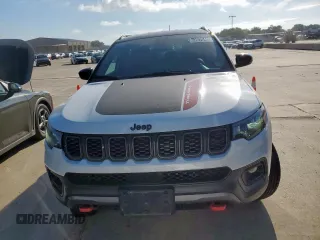 2024 Jeep Compass Trailhawk with VIN 3C4NJDDN6RT144748, listed as a Copart auction lot 62675405 with 22,511 mi miles and Clean title. Bid and sale history available at DreamBid. Image 5.