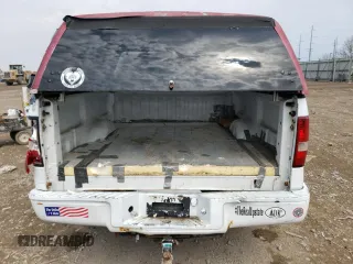 2006 Ford F-150 XL with VIN 1FTRF12W76NA99635, listed as a Copart auction lot 53810195 with 383,629 mi miles and Clean title. Bid and sale history available at DreamBid. Image 6.