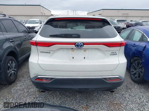 2021 Toyota Venza LE with VIN JTEAAAAH9MJ069812, listed as a IAAI auction lot 41885024 with Not Provided miles and . Bid and sale history available at carsss.com. Image 17.
