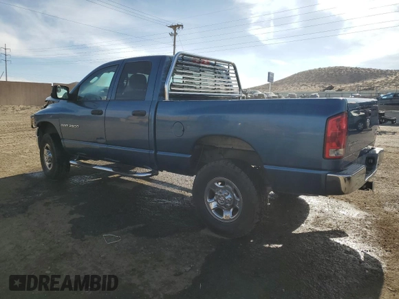2005 Dodge 2500 SLT z VIN 3D7KS28C85G834667, wystawiony jako Copart lot #55074255 z przebiegiem 115 912 mil mil oraz Szkoda całkowita • Salvage title. Historia ofert i sprzedaży dostępna na DreamBid. Obrazek 2.