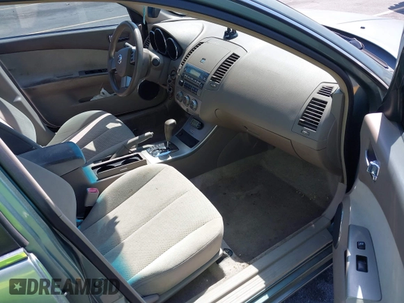 2005 Nissan Altima 2.5 z VIN 1N4AL11D05C294756, wystawiony jako IAAI lot #42018055 z przebiegiem 162 849 mil mil oraz . Historia ofert i sprzedaży dostępna na DreamBid. Obrazek 5.