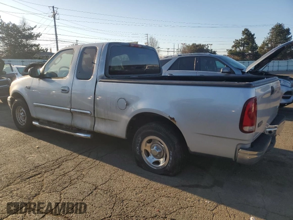 2003 Ford F-150 XL with VIN 2FTRX17253CA26445, listed as a Copart auction lot 48007025 with 141,965 mi miles and Clean Title. Bid and sale history available at carsss.com. Image 2.
