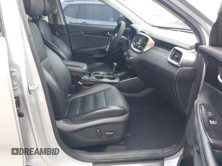 2016 Kia Sorento EX with VIN 5XYPH4A55GG041740, listed as a IAAI auction lot 41555876 with 166,255 mi miles. Bid and sale history available at carsss.com. Image 5.