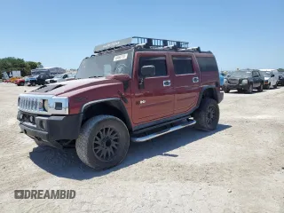2005 Hummer H2 SUV with VIN 5GRGN23U25H109190, listed as a Copart auction lot 49460795 with 191,199 mi miles and Salvage Title. Bid and sale history available at carsss.com. Image 1.