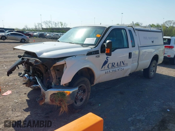 2015 Ford Super Duty F-250 SRW XLT with VIN 1FT7X2B69FEA73967, listed as a IAAI auction lot 41977446 with 270,442 mi miles. Bid and sale history available at carsss.com. Image 17.