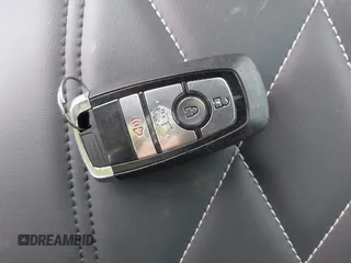 2024 Ford Mustang Mach-E Select с VIN 3FMTK1R41RMA14594, выставлен на аукционе IAAI как лот 42271802 с пробегом 7 086 миль миль и . История ставок и продаж доступна на DreamBid. Изображение 11.
