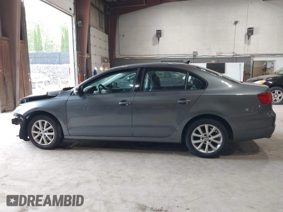 2012 Volkswagen Jetta SE с VIN 3VWDP7AJ6CM065513, выставлен на аукционе IAAI как лот 42348236 с пробегом 144 035 миль миль и . История ставок и продаж доступна на DreamBid. Изображение 15.
