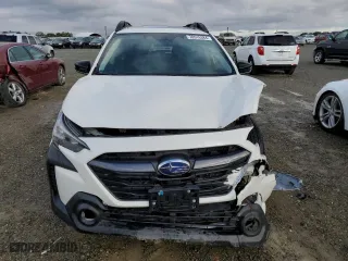 2024 Subaru Outback Limited XT with VIN 4S4BTGND7R3137173, listed as a Copart auction lot 78516384 with 5,454 mi miles and Salvage Title. Bid and sale history available at carsss.com. Image 5.