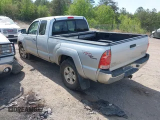 2007 Toyota Tacoma PreRunner with VIN 5TETU62N67Z427352, listed as a IAAI auction lot 41900208 with 167,616 mi miles. Bid and sale history available at carsss.com. Image 3.