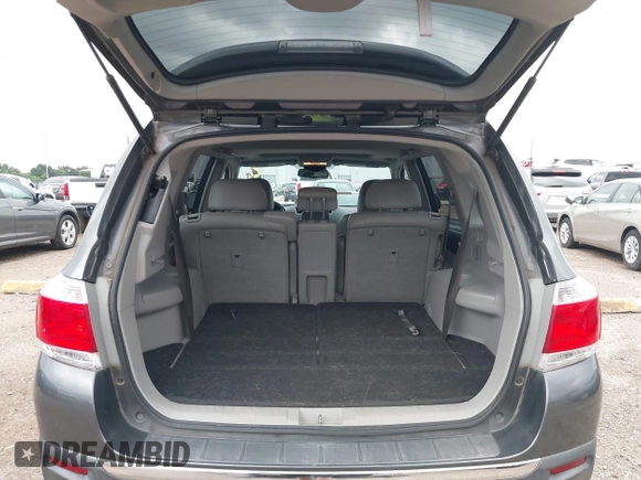 2012 Toyota Highlander Limited with VIN 5TDYK3EH8CS078315, listed as a IAAI auction lot 42168451 with 104,133 mi miles and . Bid and sale history available at DreamBid. Image 17.