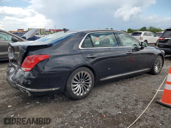 2018 Genesis G90 Premium z VIN KMHG34JA1JU049041, wystawiony jako Copart lot #56941235 z przebiegiem 66 778 mil mil oraz Szkody całkowita. Historia ofert i sprzedaży dostępna na DreamBid. Obrazek 3.