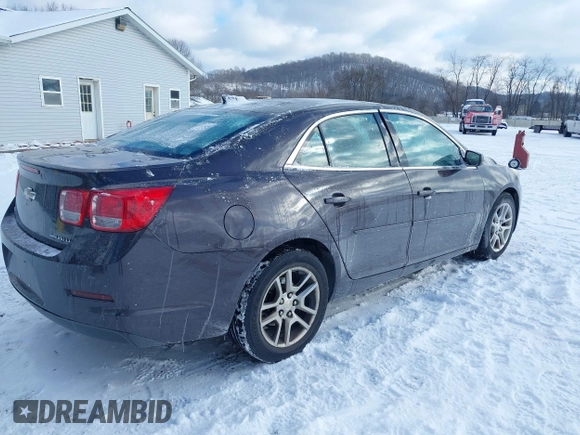 2015 Chevrolet Malibu LT with VIN 1G11C5SL1FF138368, listed as a IAAI auction lot 41271788 with 180,572 mi miles and . Bid and sale history available at DreamBid. Image 4.