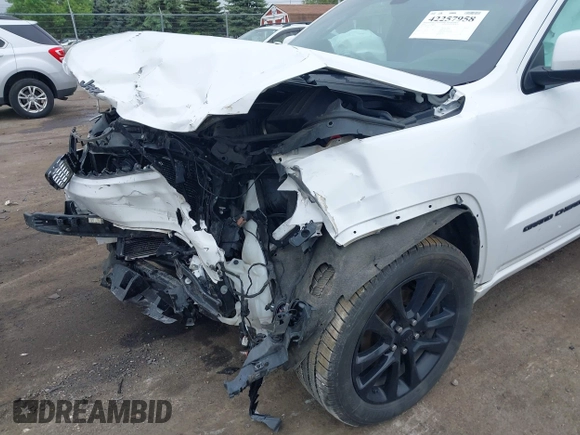 2018 Jeep Grand Cherokee Altitude with VIN 1C4RJFAG1JC202820, listed as a IAAI auction lot 42257958 with 86,117 mi miles and . Bid and sale history available at DreamBid. Image 6.