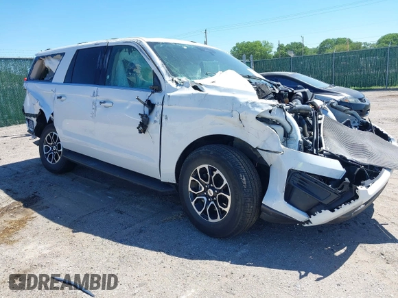 2024 Ford Expedition Max XLT with VIN 1FMJK1H83REA29230, listed as a IAAI auction lot 42285110 with Not provided miles and . Bid and sale history available at DreamBid. Image 1.