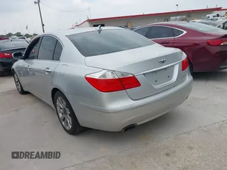 2009 Hyundai Genesis z VIN KMHGC46E99U017350, wystawiony jako IAAI lot #42276745 z przebiegiem Nie podano mil oraz . Historia ofert i sprzedaży dostępna na DreamBid. Obrazek 3.
