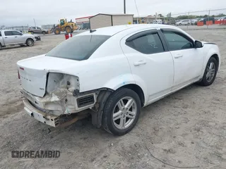 2013 Dodge Avenger SXT with VIN 1C3CDZCB9DN622189, listed as a IAAI auction lot 41937678 with 178,301 mi miles and . Bid and sale history available at carsss.com. Image 4.