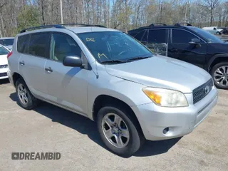 2008 Toyota RAV4 with VIN JTMBD33V686081889, listed as a IAAI auction lot 41971934 with 244,069 mi miles. Bid and sale history available at carsss.com. Image 1.