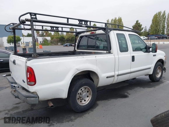 1999 Ford F-250 XL с VIN 1FTNX20L2XEC79228, выставлен на аукционе IAAI как лот 40369897 с пробегом 256 289 миль миль и . История ставок и продаж доступна на DreamBid. Изображение 4.