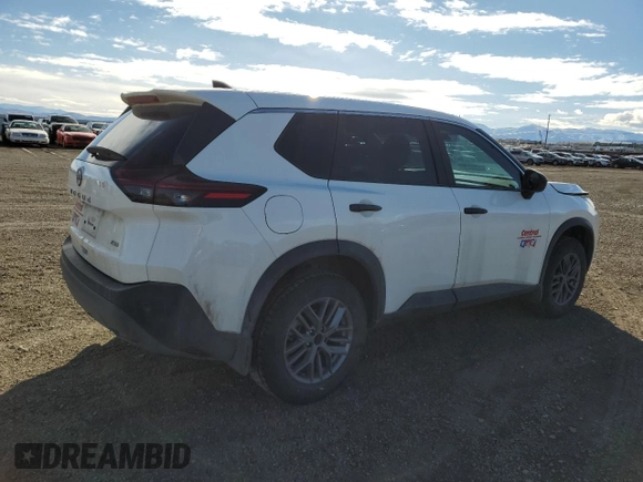 2023 Nissan Rogue S with VIN 5N1BT3AB2PC885260, listed as a Copart auction lot 48821525 with 38,672 mi miles and Salvage title. Bid and sale history available at DreamBid. Image 3.