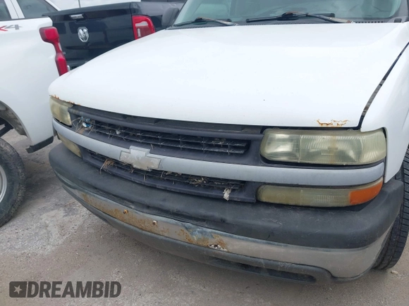 2003 Chevrolet Tahoe LS with VIN 1GNEC13V83R261152, listed as a IAAI auction lot 42546536 with 50,695 mi miles and . Bid and sale history available at DreamBid. Image 6.