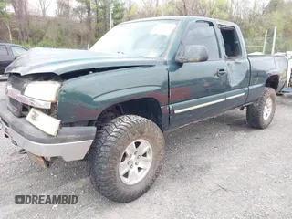 2004 Chevrolet Silverado 1500 LS with VIN 1GCEC19V54Z341512, listed as a IAAI auction lot 41930609 with 176,859 mi miles. Bid and sale history available at carsss.com. Image 2.