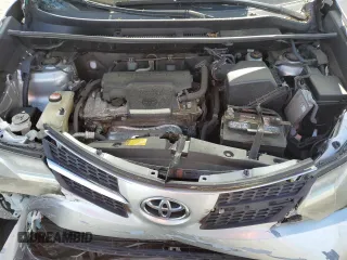 2015 Toyota RAV4 LE с VIN JTMBFREV0FD115747, выставлен на аукционе Copart как лот 57295475 с пробегом 183 727 миль миль и Списание • Salvage title. История ставок и продаж доступна на DreamBid. Изображение 12.
