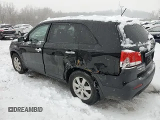 2013 Kia Sorento LX with VIN 5XYKT3A62DG346202, listed as a Copart auction lot 82705134 with 208,117 mi miles and Non repairable. Bid and sale history available at DreamBid. Image 2.
