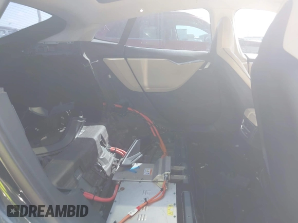 2013 Tesla Model S Performance с VIN 5YJSA1CP7DFP25848, выставлен на аукционе IAAI как лот 42511007 с пробегом 144 321 миль миль и . История ставок и продаж доступна на DreamBid. Изображение 8.