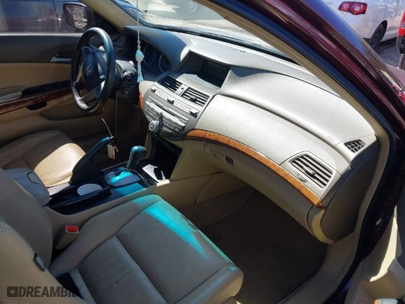 2008 Honda Accord Sdn EX-L with VIN 1HGCP26878A136666, listed as a IAAI auction lot 41986437 with 175,490 mi miles. Bid and sale history available at carsss.com. Image 5.