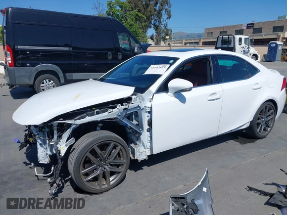 2018 Lexus IS 300 z VIN JTHBA1D21J5079172, wystawiony jako IAAI lot #42185189 z przebiegiem 35 458 mil mil oraz . Historia ofert i sprzedaży dostępna na DreamBid. Obrazek 2.