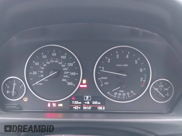2015 BMW 3 Series 328i с VIN WBA3C1C5XFK123459, выставлен на аукционе IAAI как лот 42439775 с пробегом 94 147 миль миль и . История ставок и продаж доступна на DreamBid. Изображение 7.