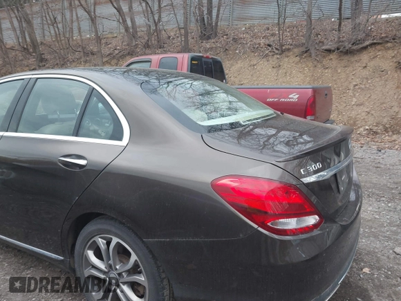 2016 Mercedes-Benz C 300 Luxury with VIN 55SWF4KB5GU162876, listed as a IAAI auction lot 42028472 with 65,901 mi miles and . Bid and sale history available at DreamBid. Image 19.
