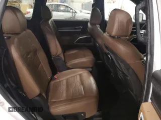 2022 Kia Telluride SX with VIN 5XYP5DHC3NG290774, listed as a Copart auction lot 44410995 with 31,588 mi miles and Salvage Title. Bid and sale history available at carsss.com. Image 11.