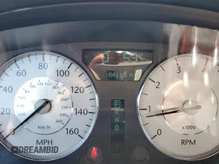 2008 Chrysler 300 C Hemi with VIN 2C3KA63H48H218609, listed as a Copart auction lot 69054664 with 184,118 mi miles and Salvage Title. Bid and sale history available at carsss.com. Image 9.