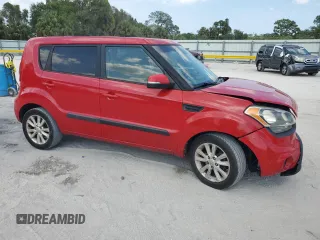 2013 Kia Soul + z VIN KNDJT2A61D7589518, wystawiony jako Copart lot #58082715 z przebiegiem 158 200 mil mil oraz Szkoda całkowita • Salvage title. Historia ofert i sprzedaży dostępna na DreamBid. Obrazek 4.