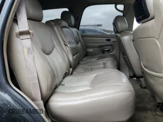 2003 GMC Yukon Denali z VIN 1GKEK63U43J263449, wystawiony jako Copart lot #53848345 z przebiegiem 144 280 mil mil oraz Szkody całkowita. Historia ofert i sprzedaży dostępna na DreamBid. Obrazek 11.