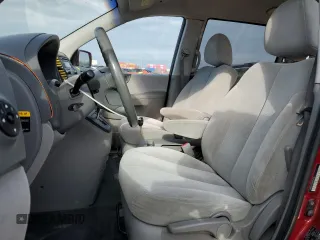 2008 Kia Sedona EX with VIN KNDMB233386198109, listed as a Copart auction lot 86275264 with 176,894 mi miles and Salvage Title. Bid and sale history available at carsss.com. Image 7.