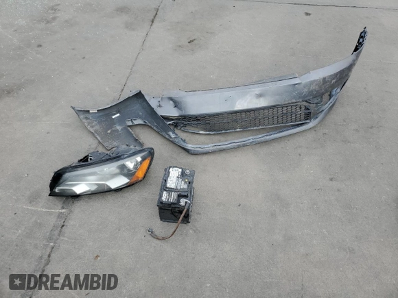 2014 Volkswagen Passat S с VIN 1VWAP7A31EC017152, выставлен на аукционе Copart как лот 51634025 с пробегом Не указан миль и Списание • Salvage title. История ставок и продаж доступна на DreamBid. Изображение 12.