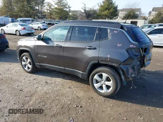 2022 Jeep Compass Latitude with VIN 3C4NJDBB7NT123913, listed as a IAAI auction lot 41431372 with 37,006 mi miles and . Bid and sale history available at DreamBid. Image 3.