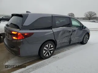 2025 Honda Odyssey EX-L with VIN 5FNRL6H62SB014447, listed as a Copart auction lot 86722724 with 1,327 mi miles and Salvage Title. Bid and sale history available at carsss.com. Image 3.