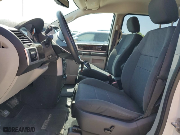 2010 Dodge Grand Caravan SXT with VIN 2D4RN5D17AR161433, listed as a Copart auction lot 52822915 with 184,203 mi miles and Clean Title. Bid and sale history available at carsss.com. Image 7.