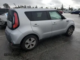 2016 Kia Soul with VIN KNDJN2A28G7853829, listed as a Copart auction lot 44245895 with 104,062 mi miles and Clean Title. Bid and sale history available at carsss.com. Image 3.