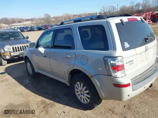 2008 Mercury Mariner Premier with VIN 4M2CU87118KJ39000, listed as a IAAI auction lot 41828500 with 126,226 mi miles. Bid and sale history available at carsss.com. Image 3.