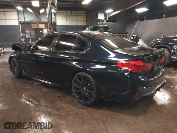 2020 BMW 5 Series 540i xDrive z VIN WBAJS3C04LCD32330, wystawiony jako IAAI lot #41412727 z przebiegiem 37 383 mil mil oraz . Historia ofert i sprzedaży dostępna na DreamBid. Obrazek 3.