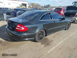 2004 Mercedes-Benz CLK-Class 5.0L with VIN WDBTJ75J14F095156, listed as a IAAI auction lot 41815605 with 176,902 mi miles. Bid and sale history available at carsss.com. Image 4.