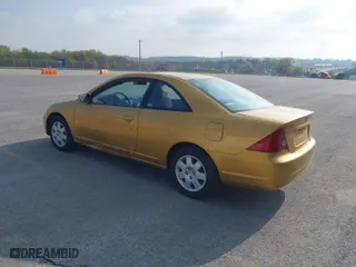 2001 Honda Civic EX with VIN 1HGEM22921L035884, listed as a IAAI auction lot 42022884 with 211,795 mi miles. Bid and sale history available at carsss.com. Image 3.