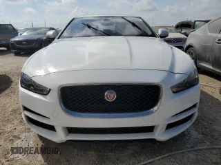 2019 Jaguar XE 25t with VIN SAJAS4FX7KCP51092, listed as a Copart auction lot 76029644 with 83,296 mi miles and Non Repairable. Bid and sale history available at carsss.com. Image 5.